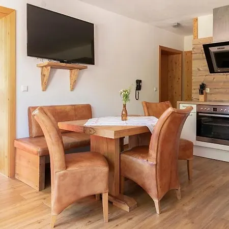 Gut Enghagen 3* Rossleithen